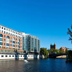 Adrema 4* Berlin